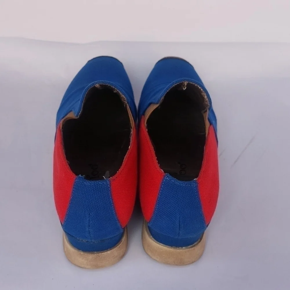 2 Lips Too Colorblock design shoes size 8.5